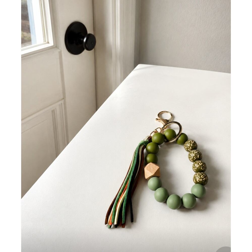 Green Silicone Wristlet Bag Charm Kry Chain New